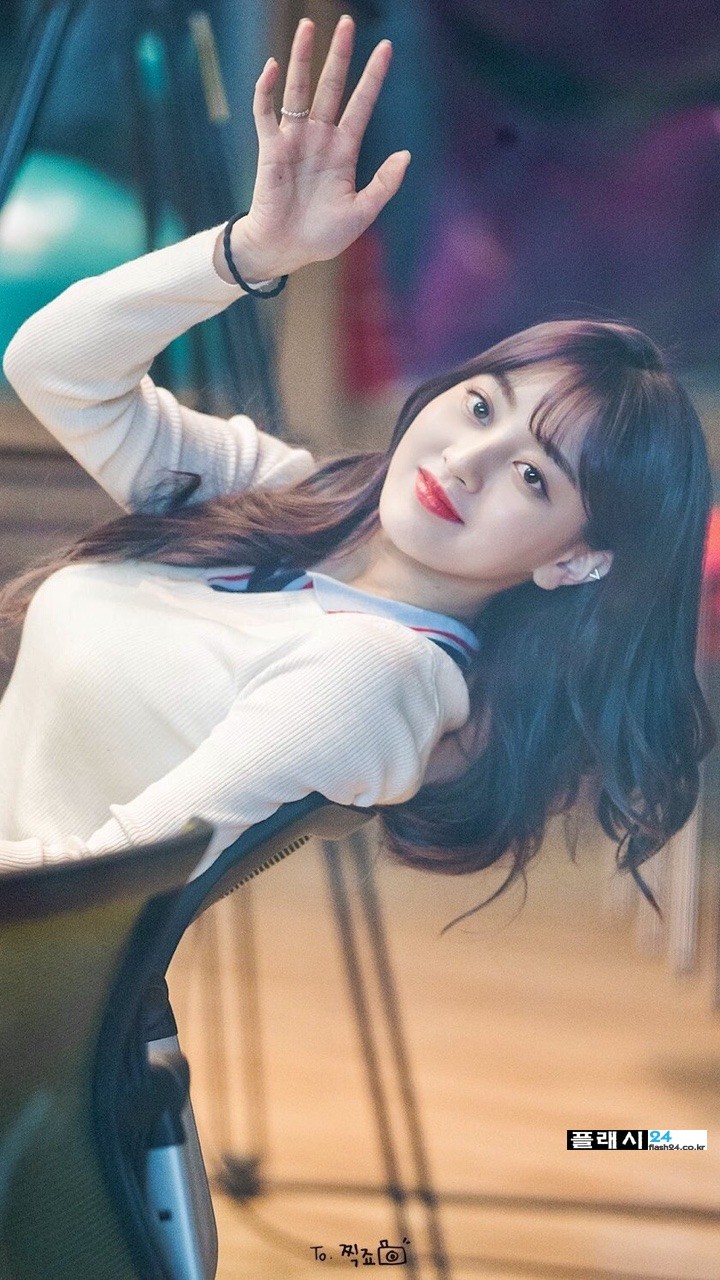 JIHYO THIGHS 60.jpg