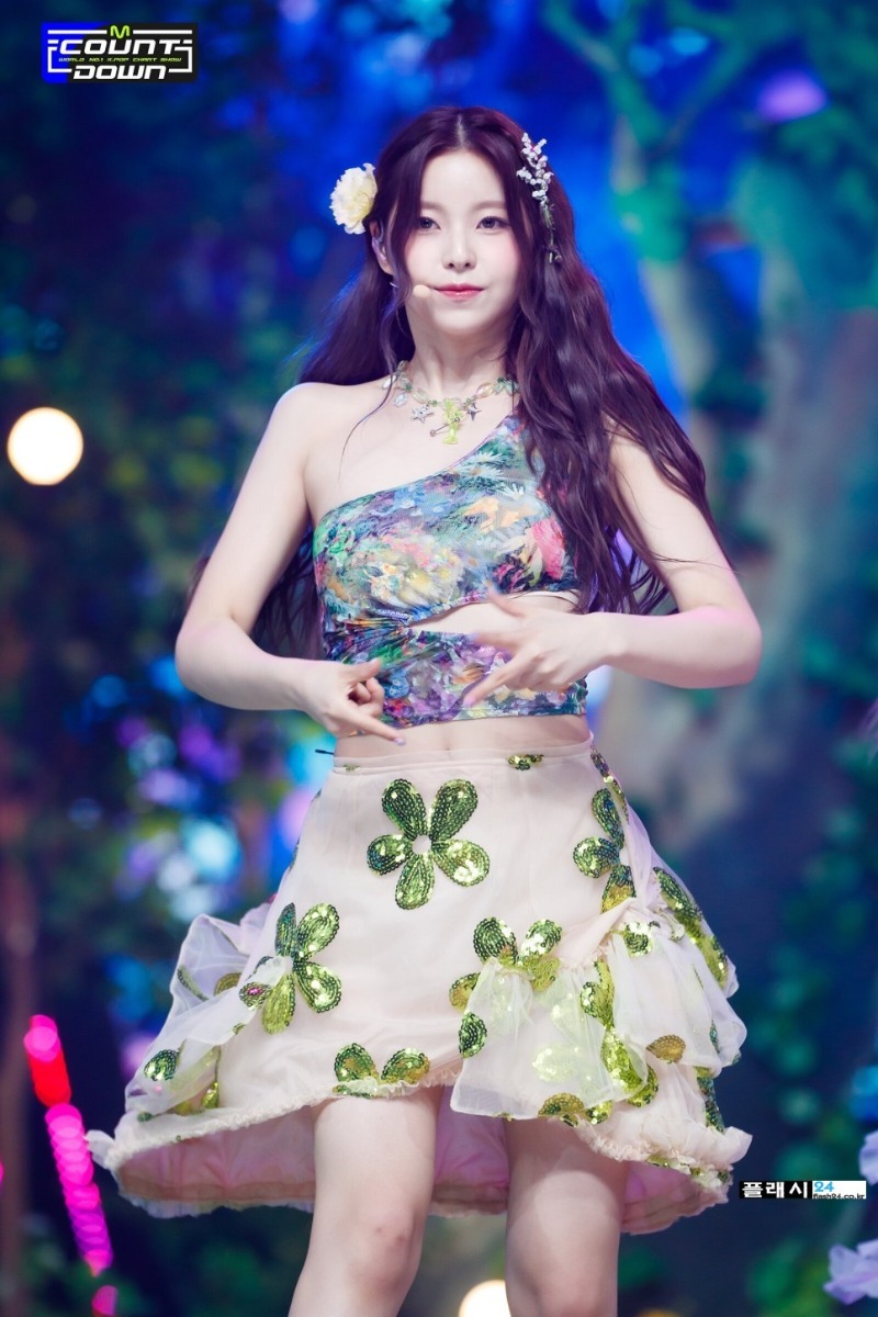 230713-NMIXX-Kyujin-1.jpg