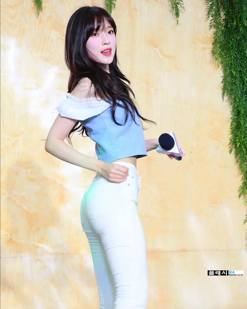 _f7yk144kkq9b1.jpg