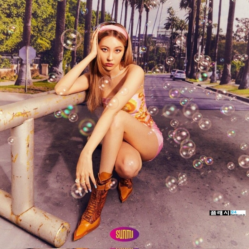 Sunmi-1-6-Photobook-16.jpg