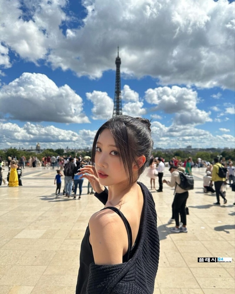 230813-ARTMS-Kim-Lip-Instagram-2.jpg