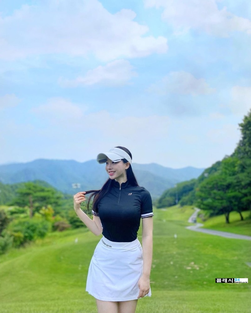 heyinkwon_361226281_258190256932007_5932788472153346541_n.jpg