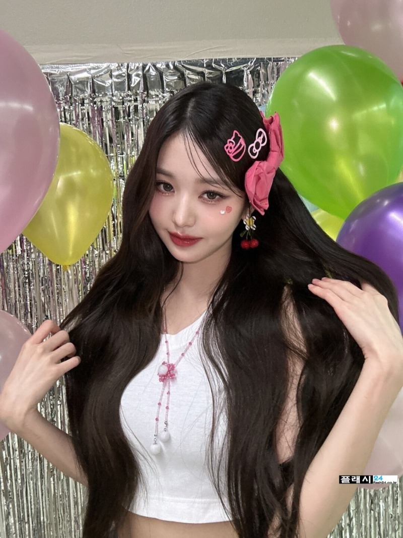 230831-IVE-Wonyoung-Twitter-1.jpg