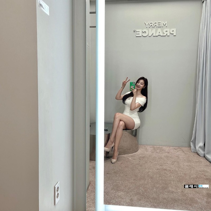 yoosunging_330226386_950756693020278_303676800205380053_n.jpg