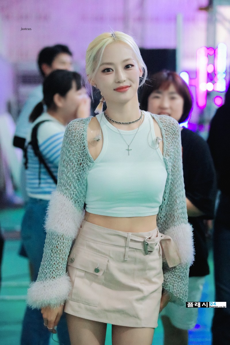 F5pyEpua4AAouC-.jpg