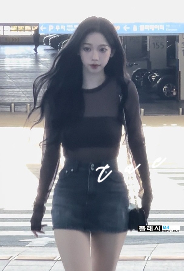 F6mz0jmagAAS1iC.jpg