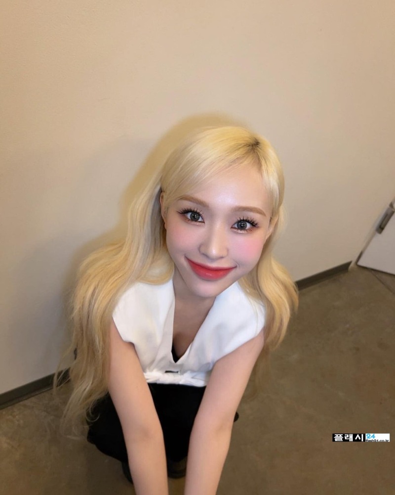 230915Gahyeon-Instagram-7.jpg