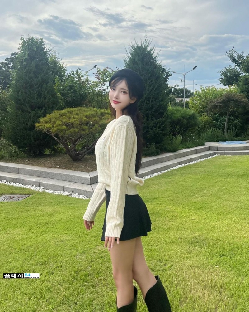 heavely_rina_373376104_6330571133734995_2964215243874067871_n.jpg