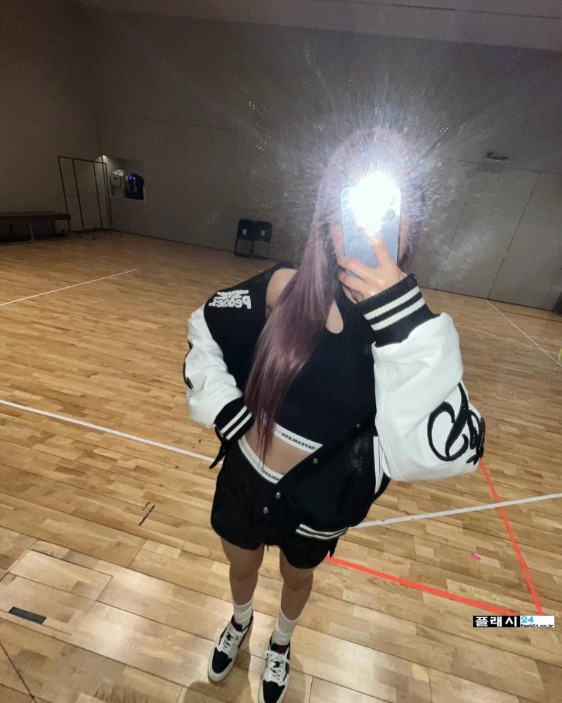 240211-Eunchae-Instagram-6.jpg
