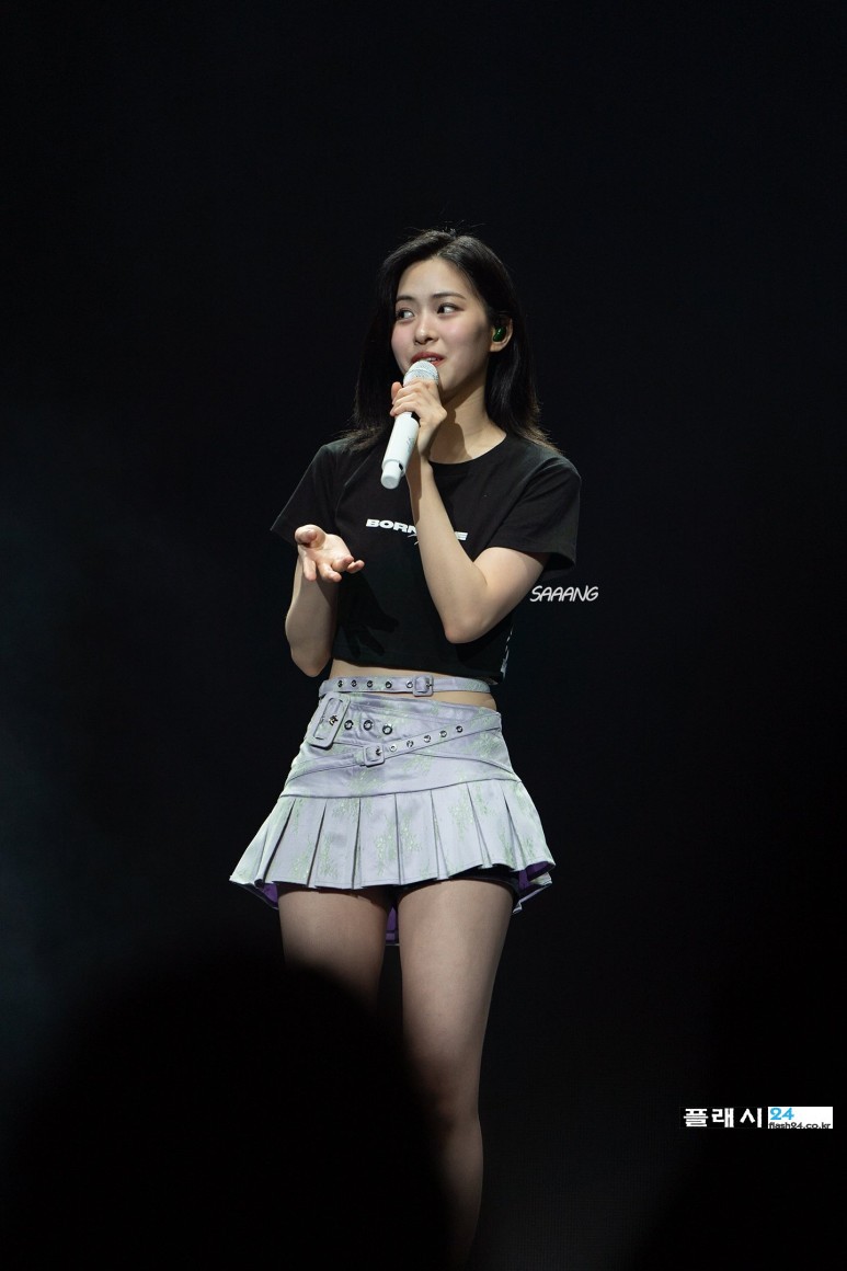 240326-ITZY-Ryujin-2nd-World-Tour-Born-To-Be-in-Melbourne-12.jpg